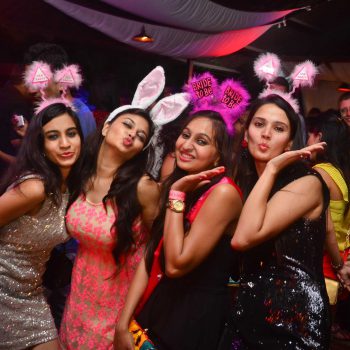 sinq-beach-club-bachelorette-party-2